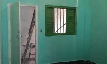 Imagem 3: Casa (4 cômodos) para aluguel no Jd. Santo Eduardo / Embu das Artes