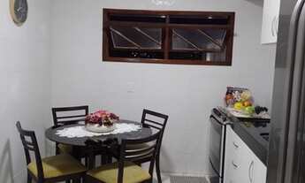 Imagem 4: Casa para venda possui 180 metros quadrados com 3 quartos em Cabiúnas - Macaé - RJ