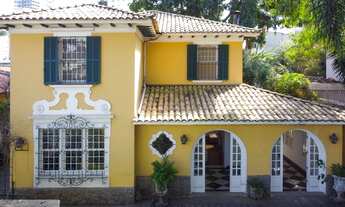 Imagem 5: Casa com 617 m², 4 quartos, 3 suítes, 8 vagas no Jardim América - São Paulo - SP