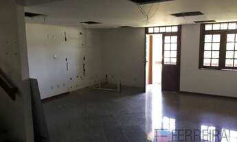 Imagem 4: Salvador - Casa Padrão - Caminho das árvores