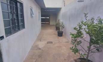 Imagem 4: VENDE-SE Casa com salão no Aero Rancho