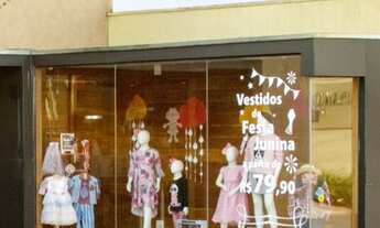 Imagem 3: Prédio com loja infantil tradicional no Boulevard Ribeirão Preto