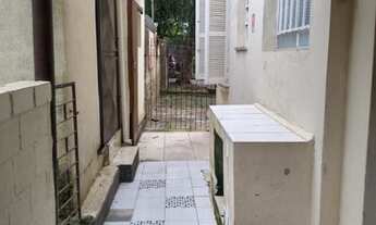 Imagem 2: Apartamento com 2 Quartos para alugar, 84m² em Passo da Areia - Porto Alegre - RS