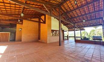 Imagem 7: Um paraíso próximo ao centro da cidade com frente para duas vias e 50 mil m2 de perfeição