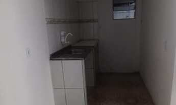 Imagem 3: BARBADA, VENDO CASA COM 3 KITNETS PRONTOS + ÁREA DE SERVIÇO (QUINTAL