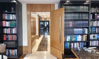 Imagem: Conjunto comercial em excelente estado