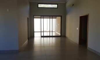 Imagem 6: Casa de condomínio sobrado para venda tem 395 metros quadrados com 4 suítes