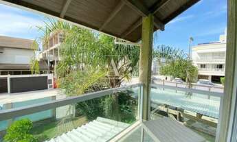 Imagem 4: Casa com piscina aquecida para 13 pessoas praia de Mariscal Bombinhas