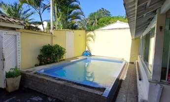 Imagem 2: Casa com 4 quartos (3 suítes) piscina e garagem em Vargem Pequena