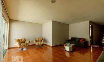 Imagem 4: Casa para Aluguel - Trevo, 6 Quartos, 750 m2