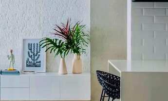 Imagem 3: Apartamento reformado e premiado, com 69 m², 2 quartos, Copacabana