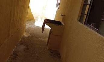 Imagem 3: Alugo casa fundo 2 cômodos 630,00 Júlio de Mesquita