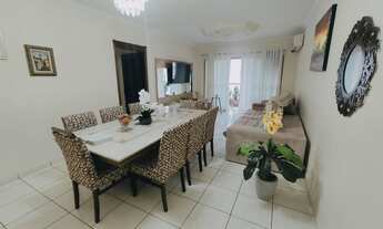 Imagem 7: Os 3 dormitórios, todos com armários e ar-condicionado todos voltados para o sol da manhã