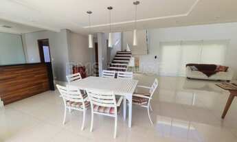 Imagem 5: Casa para Locação em Carapicuíba, Granja Viana, 3 dormitórios, 3 suítes, 4 banheiros, 6 va