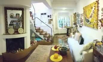 Imagem 5: Casa com 300m², 3 dormitórios, sendo 1 suite, 2 vagas - Bairro Espíirito Santo