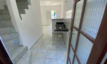 Imagem 3: Sobrado com 1 suite a 1 quadra da praia de leste