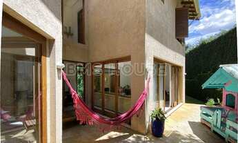 Imagem 4: Casa para Venda em Carapicuíba, Granja Viana, 3 dormitórios, 1 suíte, 3 banheiros, 4 vagas