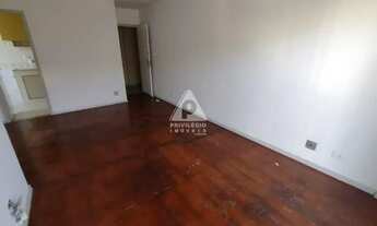 Imagem 2: Privilégio Imóveis vende: em Botafogo: excelente apartamento de quarto e sala, com dependê