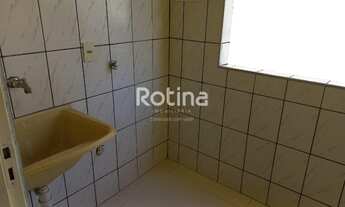 Imagem 4: Apartamento para aluguel, 3 quartos, 1 suíte, 2 vagas, Santa Mônica - Uberlândia/MG