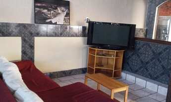 Imagem 4: Casa aluguel temporada Piratininga com piscina 3 quarto