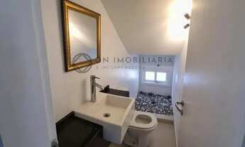 Imagem 7: Casa Impecável, 4 Suítes, Piscina, Gourmet e Mobiliada 450m² de Terreno