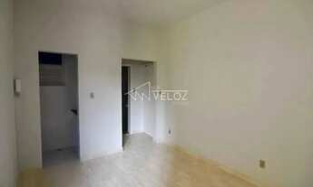 Imagem 5: Kitnet/Conjugado - / Residencial / Centro