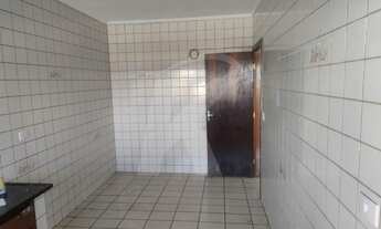 Imagem 8: Seu Novo Endereço de Conforto: Amplo Apartamento na Vila Maria!