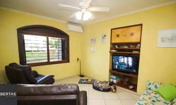 Imagem 7: Casa mobiliada próxima à Orla, com piscina, no bairro Vila Assunção