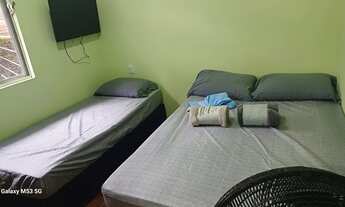 Imagem: Kitinete temporada 1p150 reais 2p200 reais