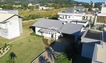 Imagem 3: Casa de Alvenaria - Venda - 02 dormitórios - 138m2 - Estrada Blumenau - Condomínio Fechado