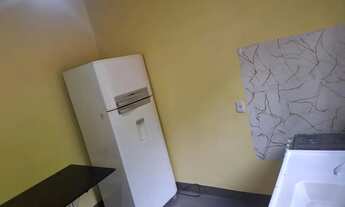 Imagem 3: Kitinet kitnet Quarto com aluguel por R$650 /mês