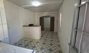 Imagem 2: Kitnet Simples, na Comercial, no Final de Candeias