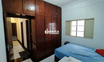 Imagem 7: Casa residencial disponível para venda no bairro Laranjeiras em Uberlândia - MG