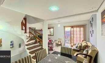 Imagem 6: Casa em Porto Alegre, no bairro Ipanema, com 3 dormitório(s), e 3 banheiros, à v