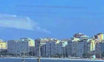Imagem: Vaga para rapazes em Copacabana quadríssima