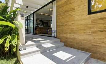 Imagem 6: CASA DE ALTÍSSIMO PADRÃO COM 4/4 SENDO 2 SUÍTES, PORTEIRA FECHADA, NA RESERVA SAPIRANGA