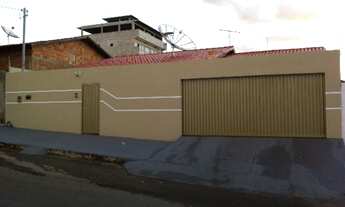 Imagem: Vendo Casa de 3/4 sendo 1 suíte no Bairro