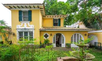 Imagem 2: Casa com 617 m², 4 quartos, 3 suítes, 8 vagas no Jardim América - São Paulo - SP