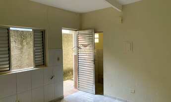 Imagem 1: Casa para Locação em São Paulo, jardim Sao Bento novo, 1 dormitório, 1 banheiro