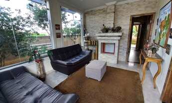 Imagem 4: Casa para venda possui 213 metros quadrados com 4 quartos em Jardim Imperial - Lagoa Santa