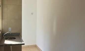 Imagem 4: Condomínio de primeira em rua principal