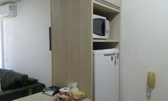 Imagem 5: Quarto e sala com varanda na beira do Lago, vista livre, nascente, piscina de raia, resort