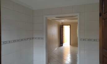 Imagem 5: Sobrado para venda possui 70 metros quadrados com 2 quartos em Cidade Industrial - Curitib