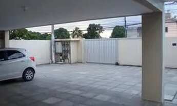 Imagem 3: Excelente apt todo no porcelanato com móveis planejados, em Pau Amarelo!