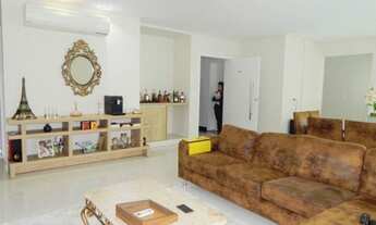 Imagem: Apartamento com 3 dormitórios, 179 m²