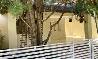 Imagem 2: Casa para Alugar 4/4, 3 Suítes, Com Ou Sem Mobília no Condomínio Foz Do Joanes