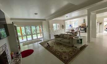 Imagem 5: Casa para Venda em Cotia, Granja Viana, 3 dormitórios, 3 suítes, 6 banheiros, 6 vagas