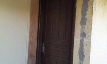 Imagem 2: Casa mobiliada Xaxim com quarto,cozinha e banheiro. Próximo ao Jacomar e Big