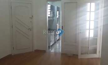 Imagem 4: TEM APARTAMENTO 2 QUARTOS no FLAMENGO SIM!