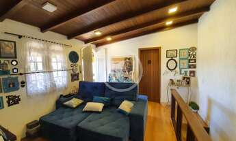 Imagem 2: Casa duplex a venda 4 quartos com 3 suítes, sendo 2 bangalôs, área de lazer, montada e dec